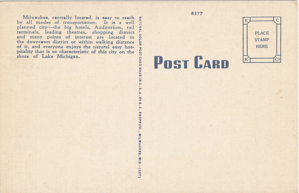 Milwaukee Depot - Milwaukee, Wisconsin - Postcard, c. 1940s