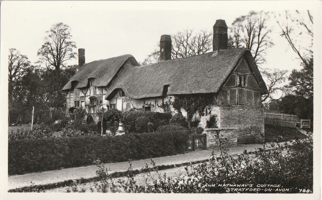 Anne Hathaway Cottage - Stratford-on-Avon, England - SET of 3 - Postcards, c. 1920s