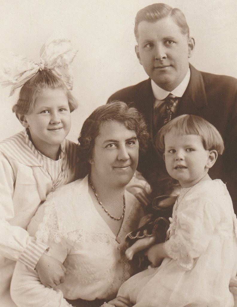 Momma Cut Our Hair - Family Portrait  Chicago, IL - Photo, c. 1920s