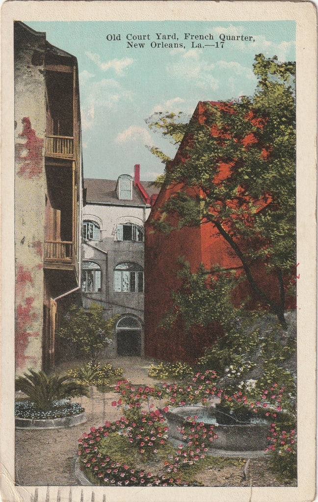 Old Court Yard - French Quarter - New Orleans, LA - Postcard, c. 1920s