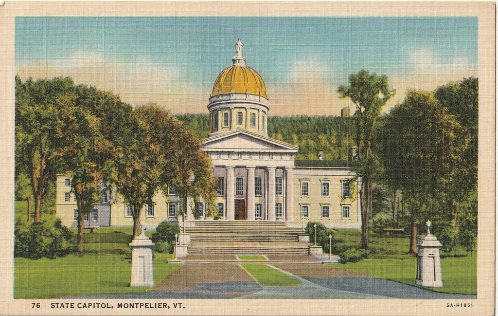 State Capitol - Montpelier, Vermont - Postcard, c. 1950s