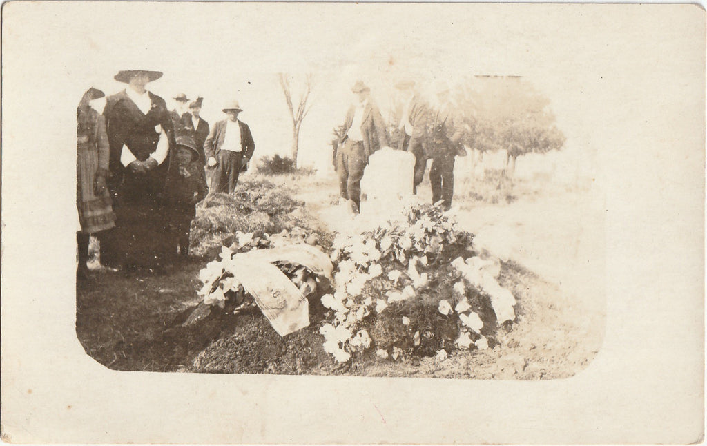 The Closed Grave with The Flowers - Funeral - RPPC, c. 1900s