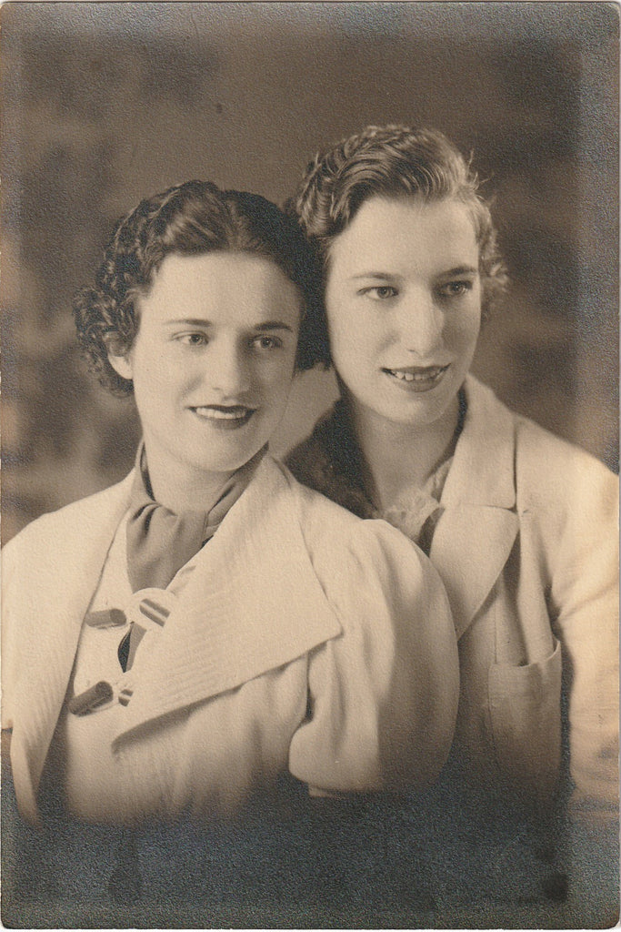 Bertha Matzelle and Mary Stauch - Girlfriends Portrait - Photo, c. 1940s