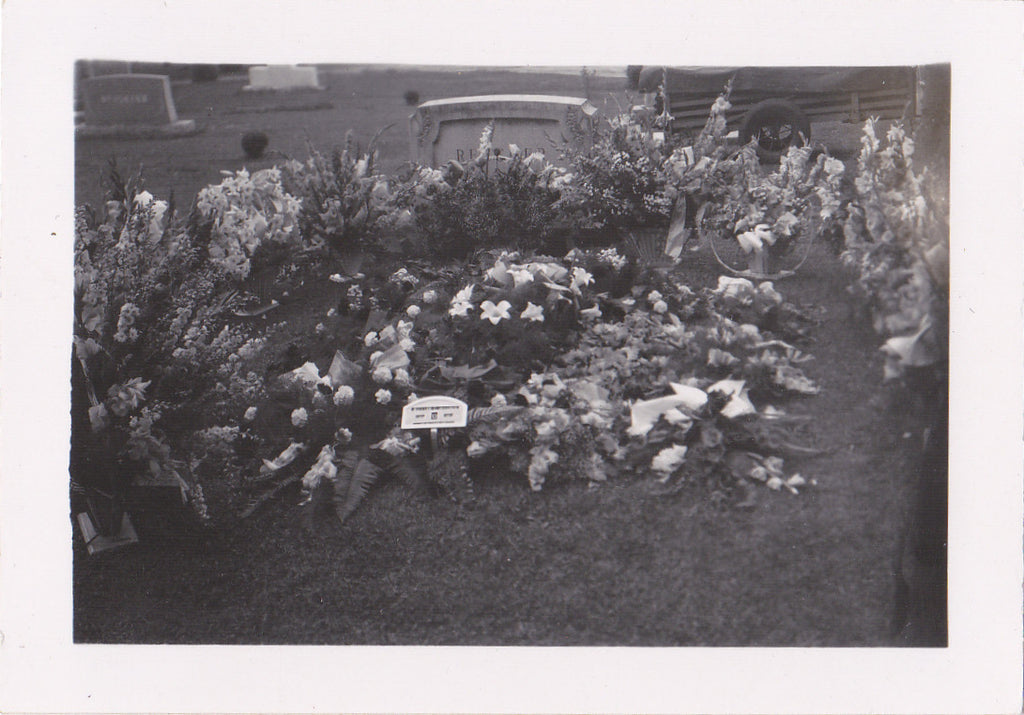 RIP William Reecher- 1940s Vintage Photographs- SET of 5- Funeral FLowers- Cemetery Photo- Headstone Memorial- Graveyard
