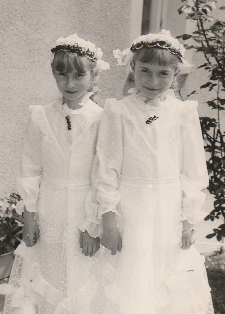 Isabella and Magdalene - Flower Girl Twins - Photo, c. 1984 - Close Up
