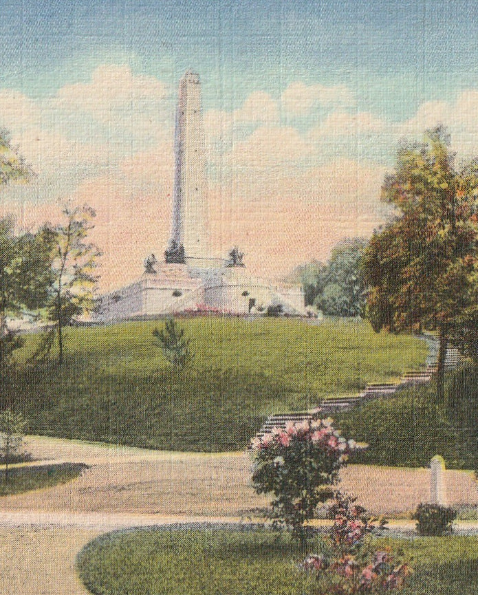 Lincoln Monument - Oak Ridge Cemetery - Springfield, IL - Postcard, c. 1950s