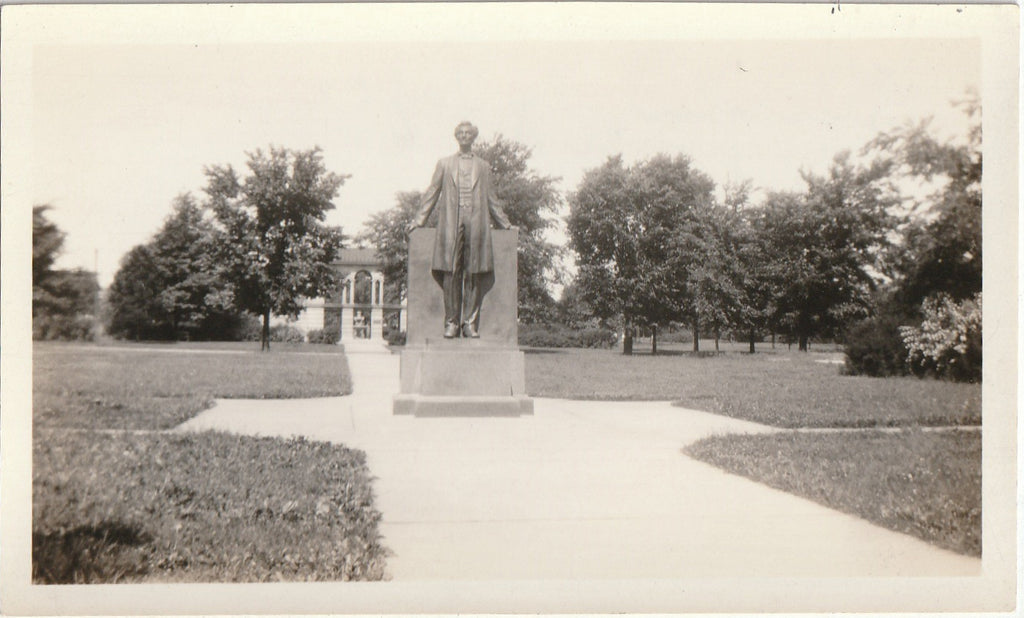 Lincoln Statue by Loredo Taft - Urbana, IL - Snapshot, c. 1928