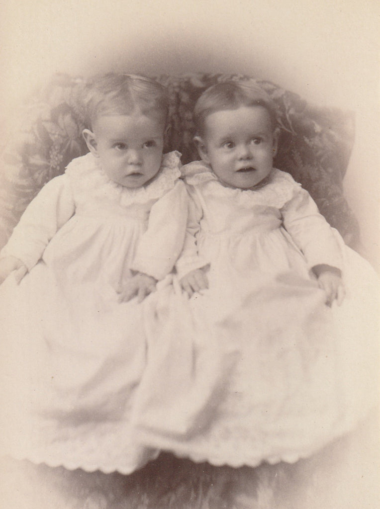Mary and Faye Barclay Twins Barclay Iowa Cabinet Photo Close Up