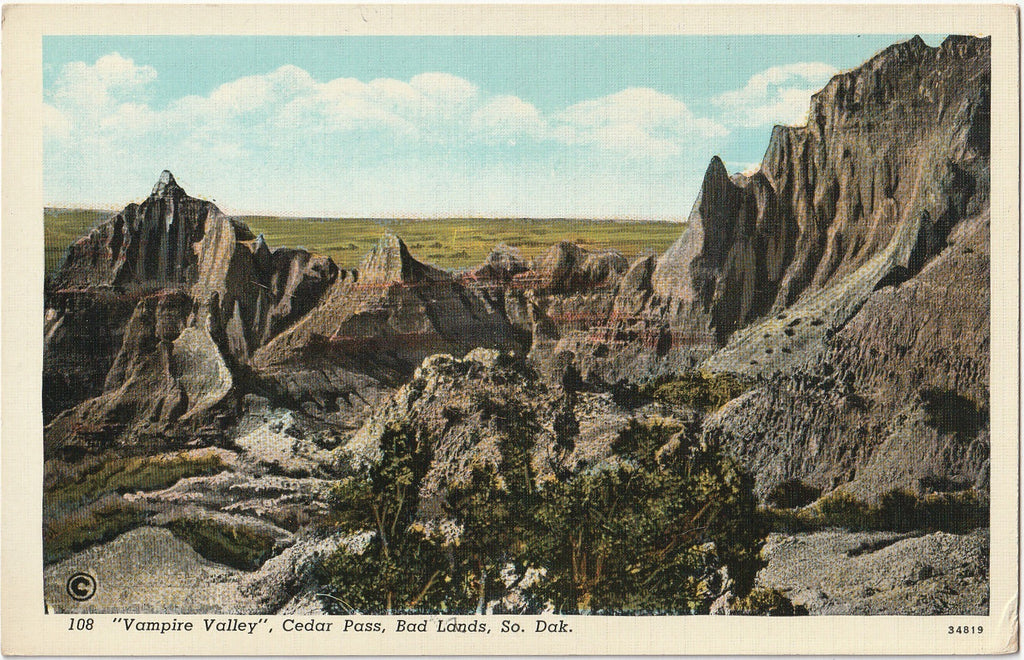 Vampire Valley - Cedar Pass, Bad Lands, South Dakota - Postcard, c. 1920s