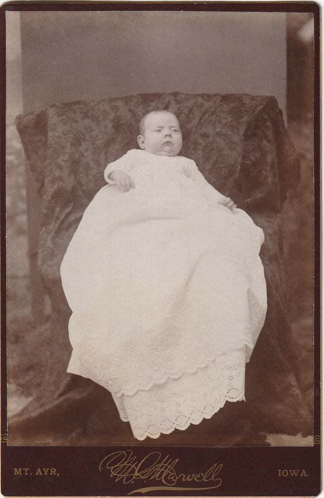 Victorian Baby Portrait - Mt. Ayr, Iowa - Cabinet Photo, c. 1800s