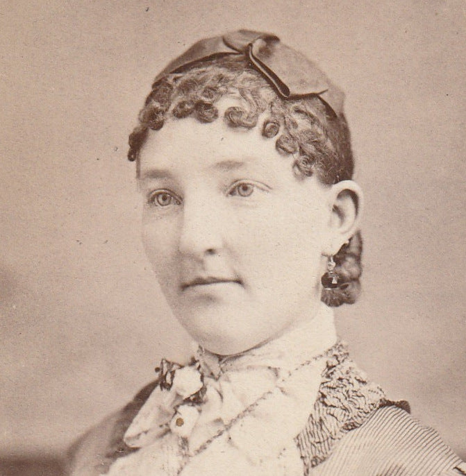 Victorian Woman in Pinstripe Dress - CDV Photo, c. 1800s - Close Up