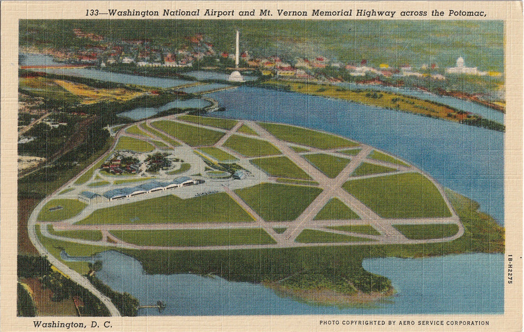 Washington National Airport Mt. Vernon Memorial Highway Washington DC Postcard