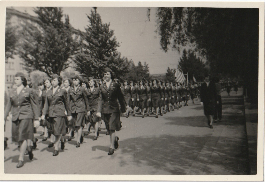 Women's Army Corps Parade WW2 WAC Vintage Photo 2 of 3