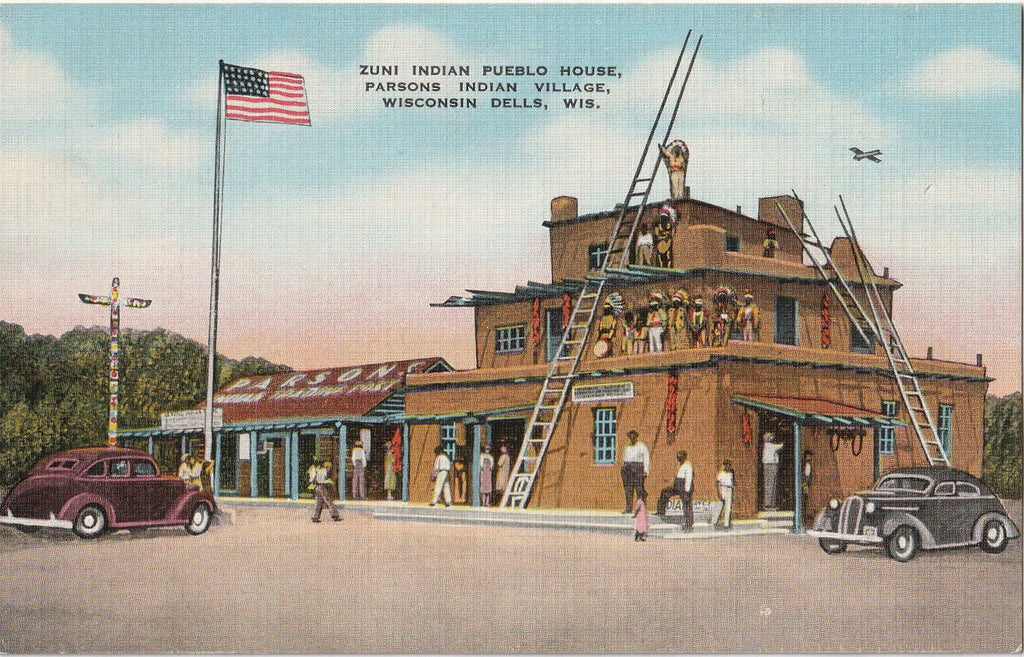 Zuni Indian Pueblo House Wisconsin Dells Postcard
