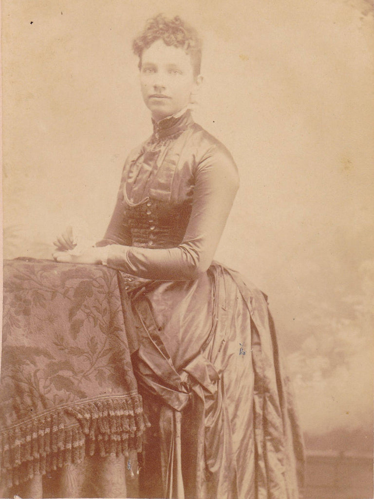 Pretty Miss Kitty- 1800s Antique Photograph- Victorian Woman- S W Bedell- Alma, Nebraska- Cabinet Photo- Identified Portrait- Paper Ephemera