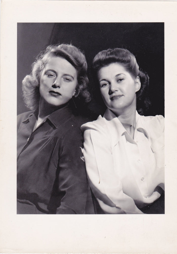 Making WAVES- 1940s Vintage Photographs- SET of 4- WW2 Navy Woman in Uniform- Girlfriends- Best Friends- Found Photos- Paper Ephemera