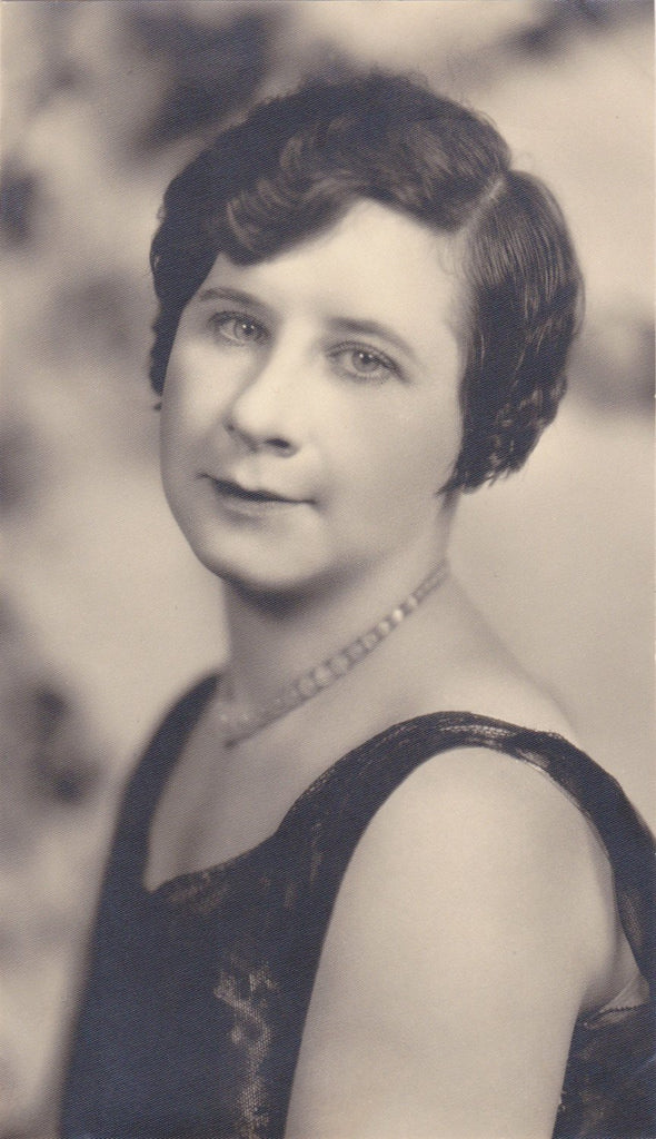 Smiling Eyes- 1930s Vintage Photograph- Beautiful Woman- Bobbed Hair- Studio Portrait