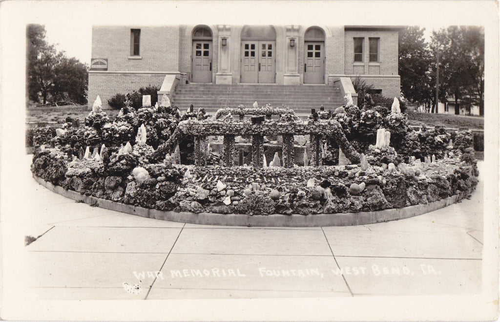 War Memorial Fountain- West Bend, Iowa- 1920s Antique Photograph- Real Photo Postcard- Souvenir View- EKKP RPPC