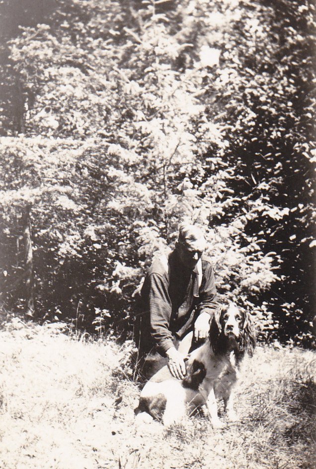Springer Spaniel- 1920s Antique Photograph- Man's Best Friend- Hunting Dog- Found Photo- Snapshot- Vernacular